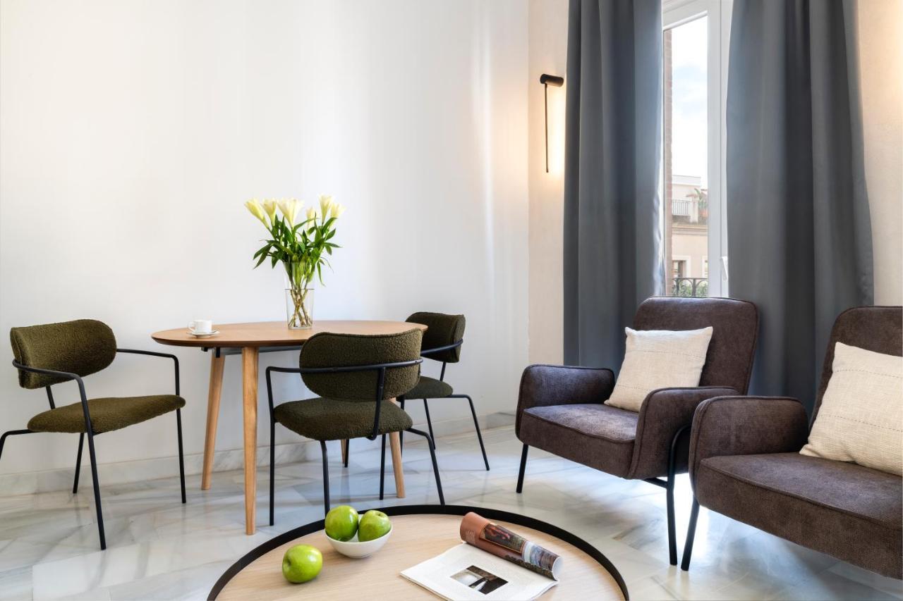 סביליה Magno Apartments San Gil - Shared Jacuzzi מראה חיצוני תמונה