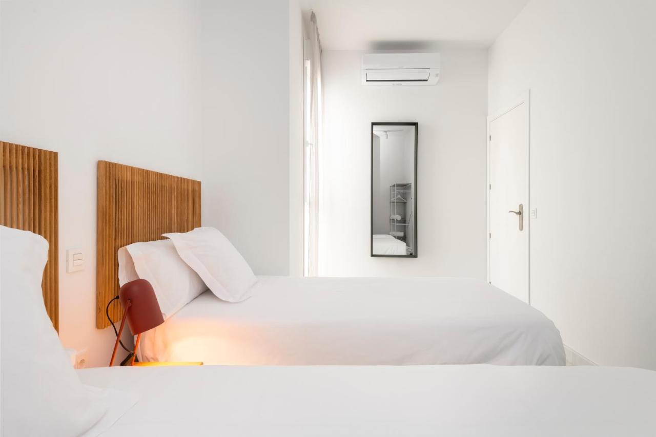 סביליה Magno Apartments San Gil - Shared Jacuzzi מראה חיצוני תמונה