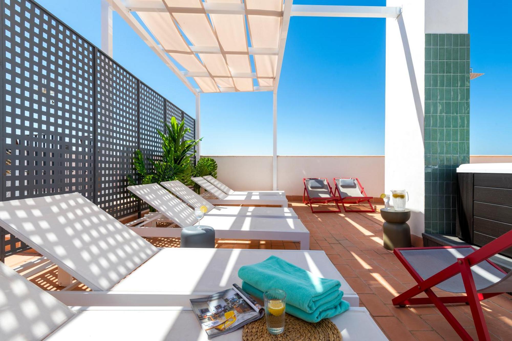 סביליה Magno Apartments San Gil - Shared Jacuzzi מראה חיצוני תמונה
